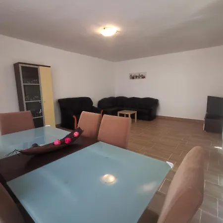 Guest house Hella Vendeghaz *